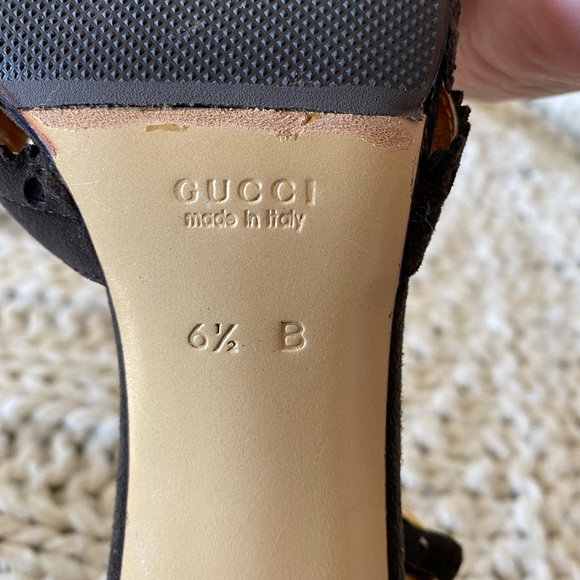 Gorgeous Gucci Heels - Picture 9 of 14
